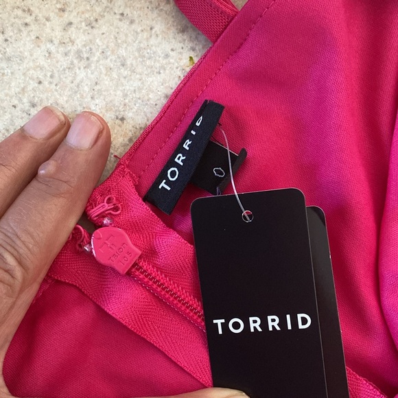 Torrid NWT dress  wb2 - Picture 11 of 12
